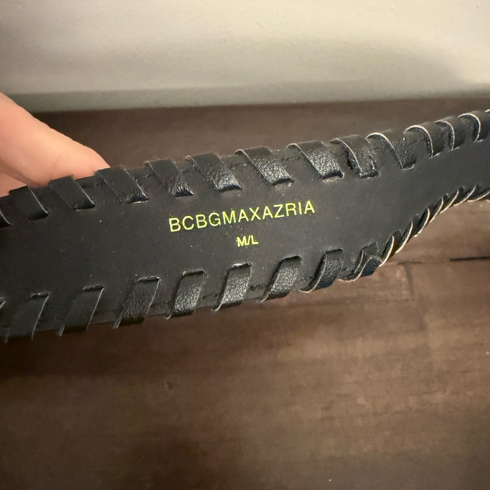 BCBGMAXAZRIA Whip-Stitched Leather Belt Black/Cream M/L - Picture 4 of 5